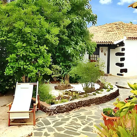 Welcoming House With Pool In San Cristobal - 85 M² Dom wakacyjny